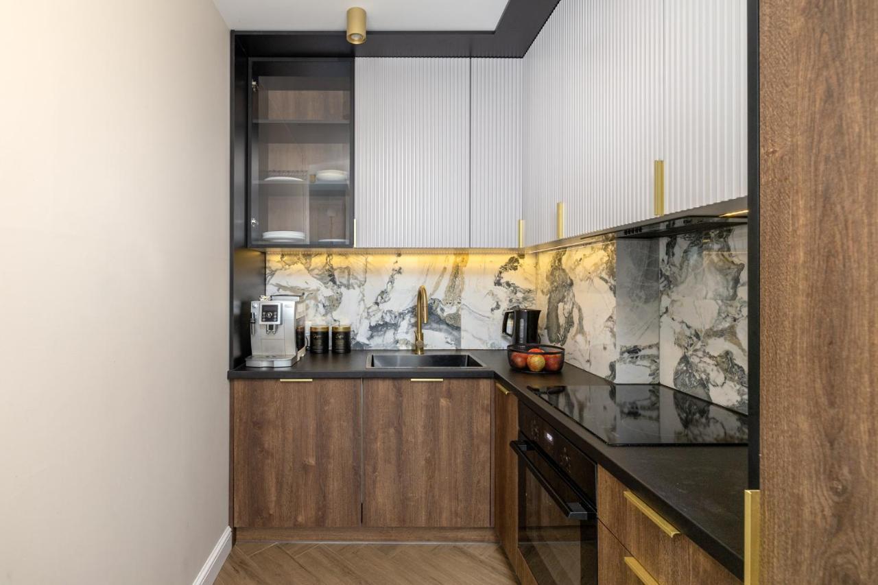 2-Bedroom Delux Apartment Wwa25 Warsaw Luaran gambar
