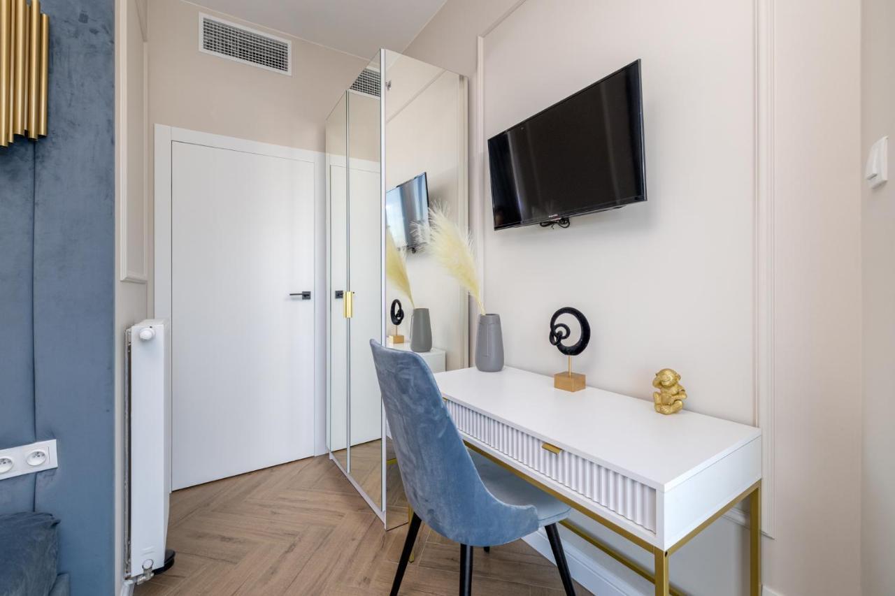 2-Bedroom Delux Apartment Wwa25 Warsaw Luaran gambar